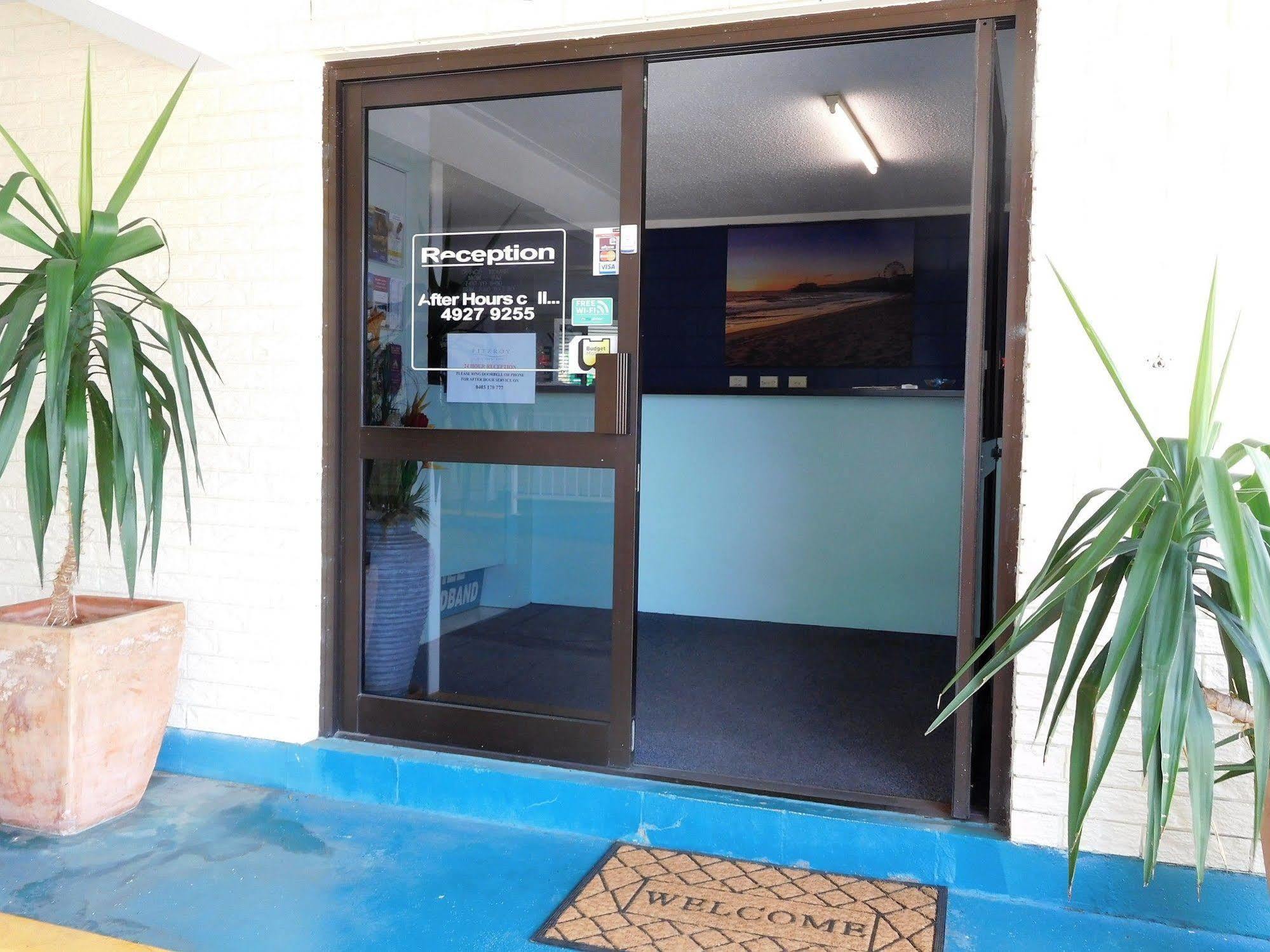 Y Motels Rockhampton Exterior photo